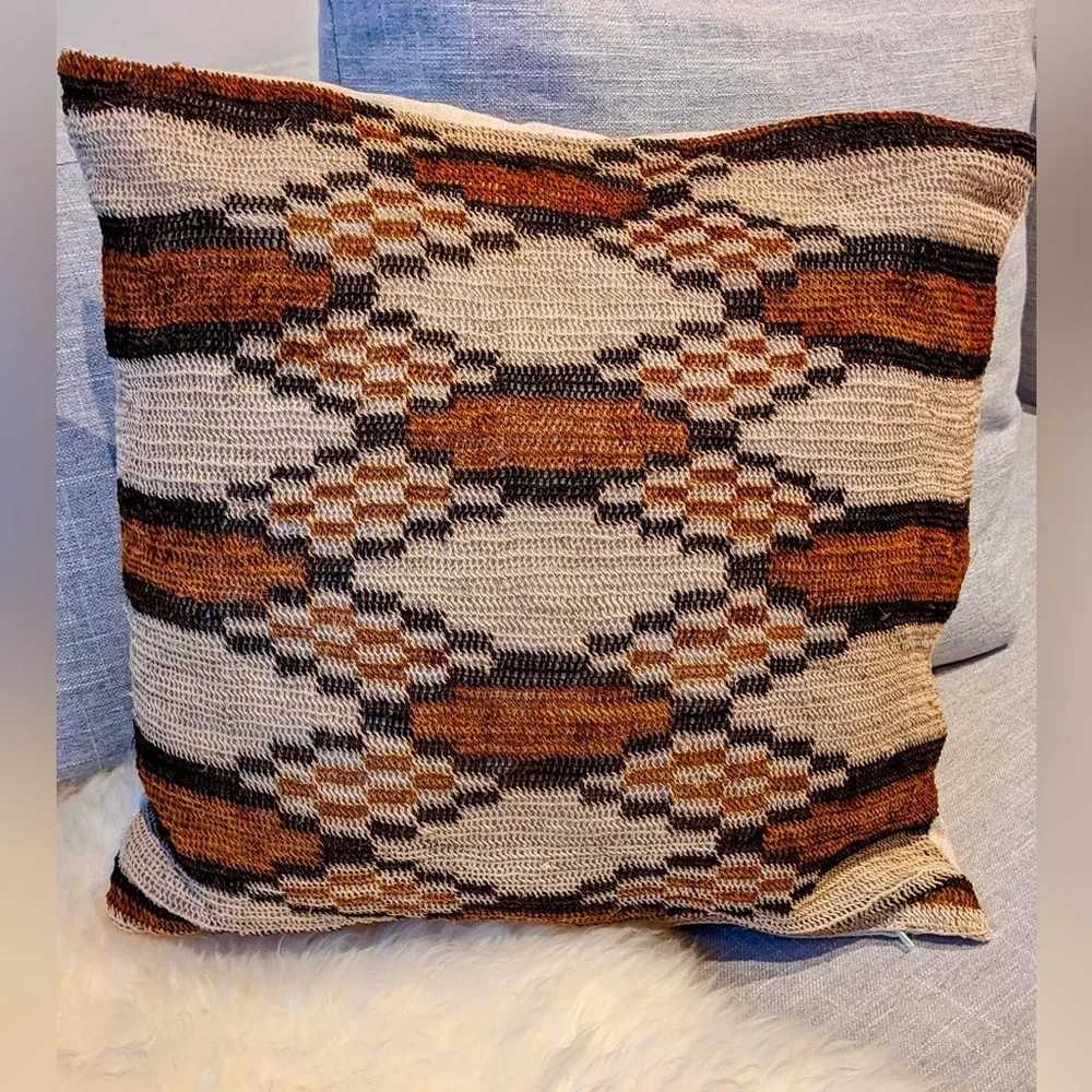 NEW Pillows. Handwoven, Artisanal made with Natural fibers. - Picture 3 of 5